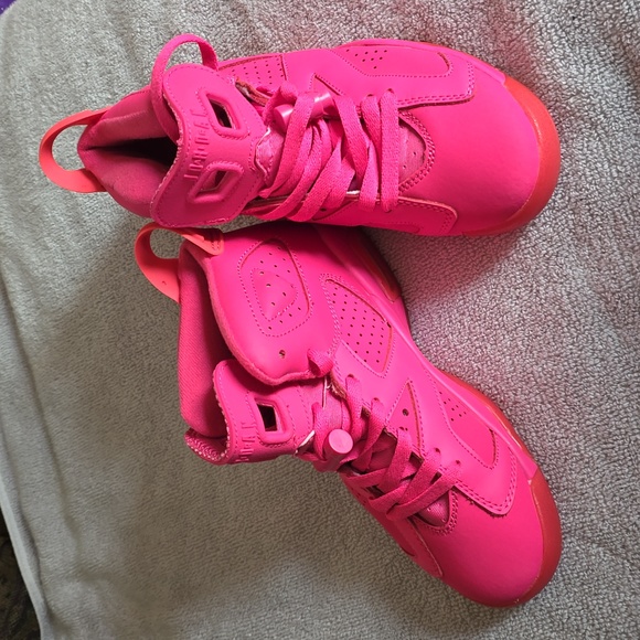 Jordan 6 Retro - Picture 4 of 5